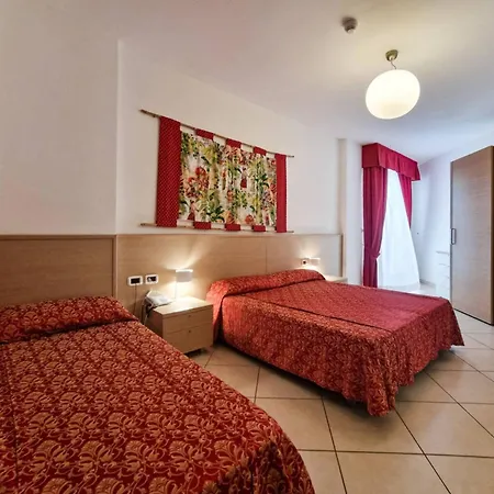 Stylish Escape With Pool Near The