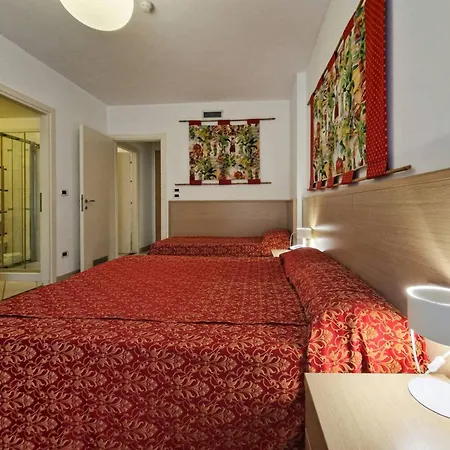 Stylish Escape With Pool Near The