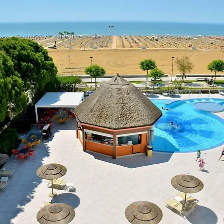 Stylish Escape With Pool Near The Apartman *