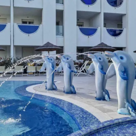 Apartman Stylish Escape With Pool Near The *